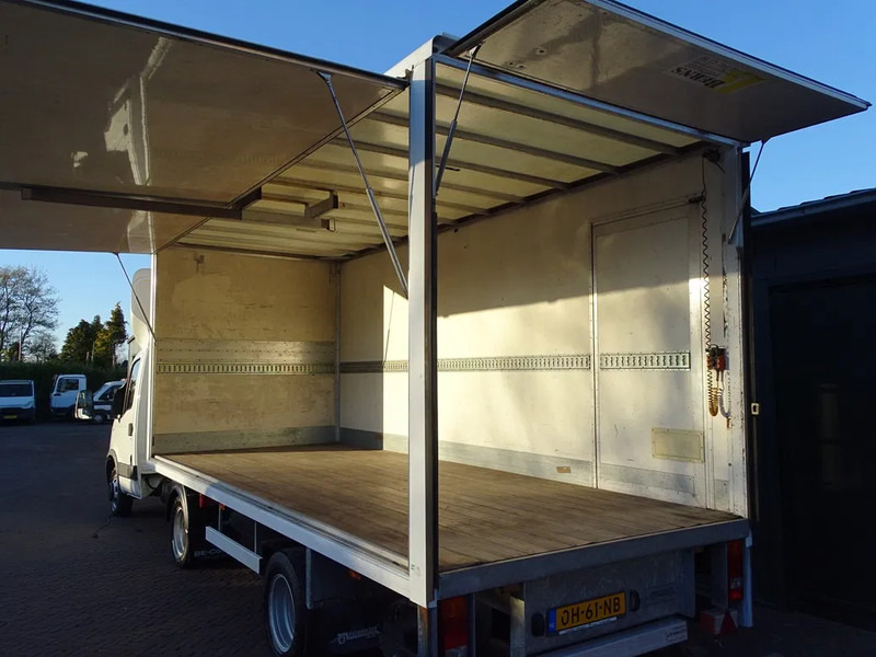 Iveco Daily 35C17 BE COMBINATIE PODIUM OPLEGGER 3800 KG LAADVERMOGEN LAADKLEP 1500 KG - Cabeza tractora: foto 4 Iveco Daily 35C17 BE COMBINATIE PODIUM OPLEGGER 3800 KG LAADVERMOGEN LAADKLEP 1500 KG - Cabeza tractora: foto 4