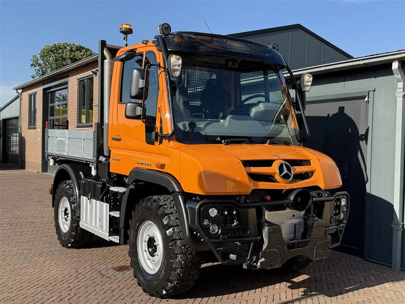 Mercedes-Benz Unimog U 218 Kipper 3 Seats 4WD AGRI Euro 6 - Camión: foto 1 Mercedes-Benz Unimog U 218 Kipper 3 Seats 4WD AGRI Euro 6 - Camión: foto 1