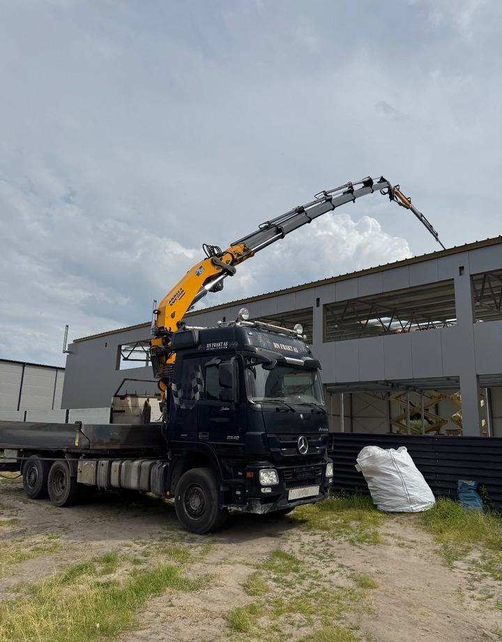 MERCEDES-BENZ ACTROS 2648 HDS 44TON /M 28 METRÓW R/C - Camión grúa: foto 1 MERCEDES-BENZ ACTROS 2648 HDS 44TON /M 28 METRÓW R/C - Camión grúa: foto 1