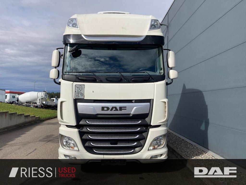 DAF XF 480 FT Super Space Cab Intarder Standklima 2 - Cabeza tractora: foto 2 DAF XF 480 FT Super Space Cab Intarder Standklima 2 - Cabeza tractora: foto 2