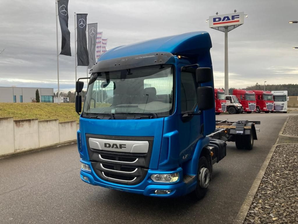 DAF LF 210 FA Standheizung / 5.00m Rd / 7.490kg - Camión chasis: foto 4 DAF LF 210 FA Standheizung / 5.00m Rd / 7.490kg - Camión chasis: foto 4