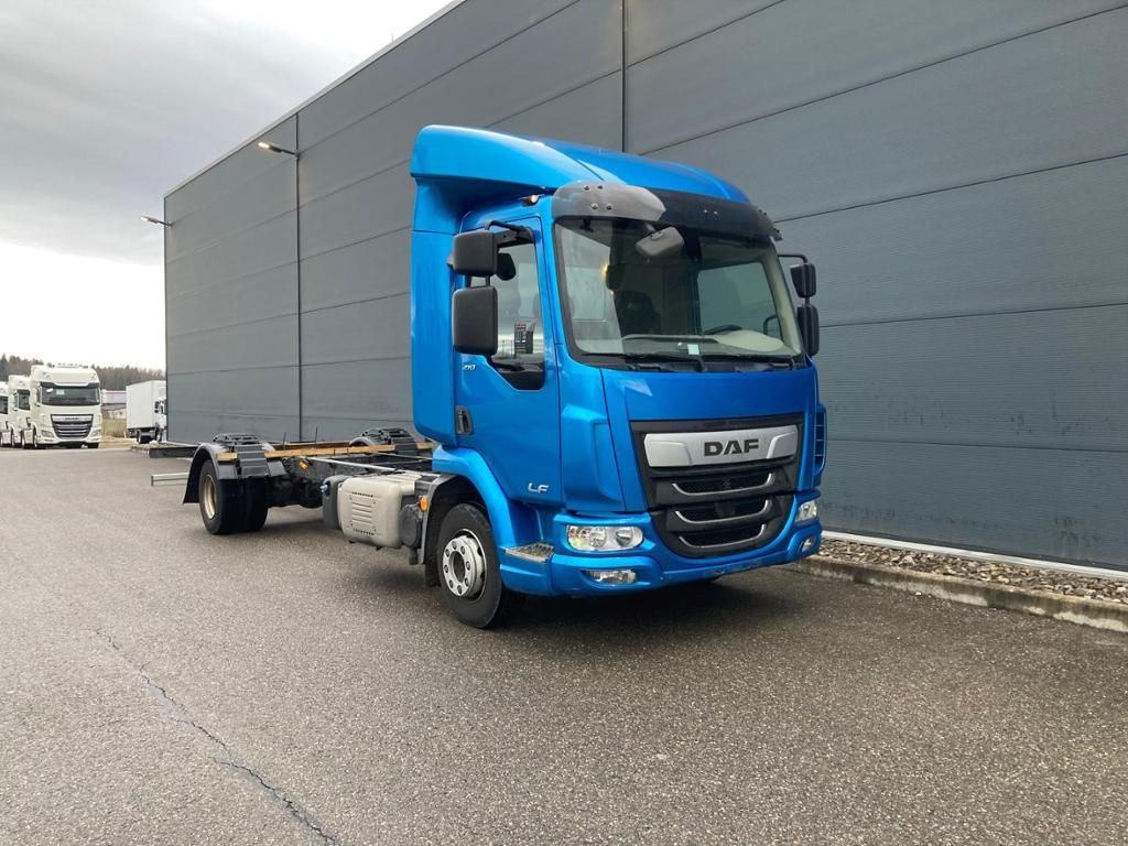 DAF LF 210 FA Standheizung / 5.00m Rd / 7.490kg - Camión chasis: foto 3 DAF LF 210 FA Standheizung / 5.00m Rd / 7.490kg - Camión chasis: foto 3