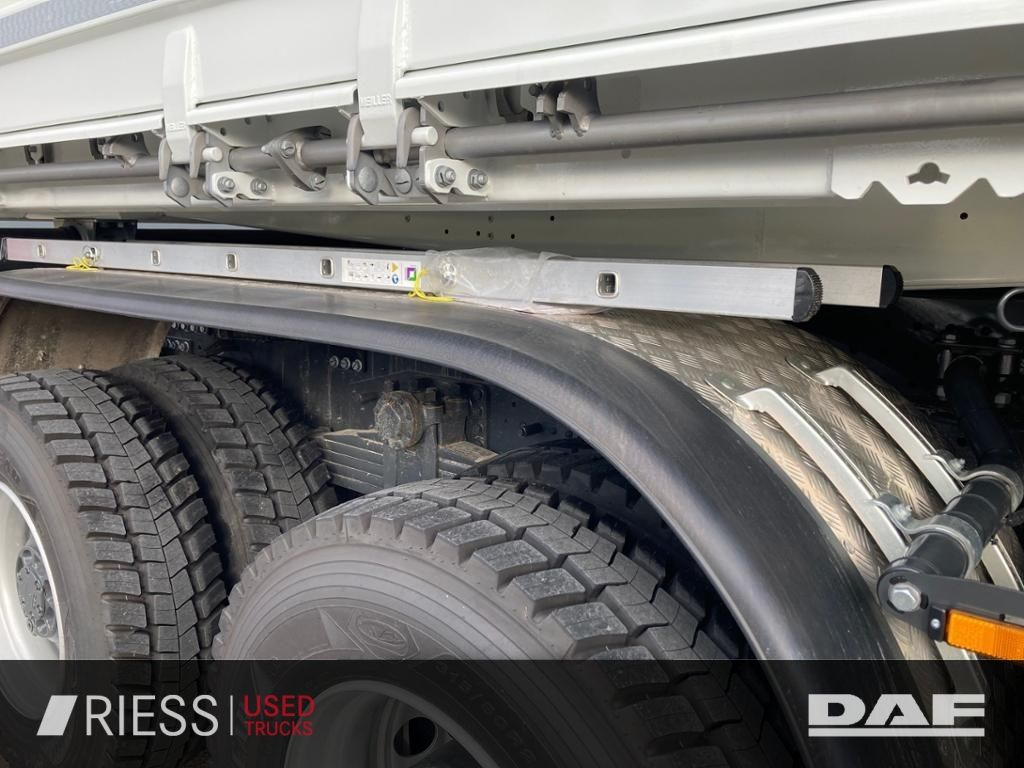 DAF XFc 480 FAT 6x4 Intarder Bordmatik Trigenius - Camión volquete: foto 4 DAF XFc 480 FAT 6x4 Intarder Bordmatik Trigenius - Camión volquete: foto 4