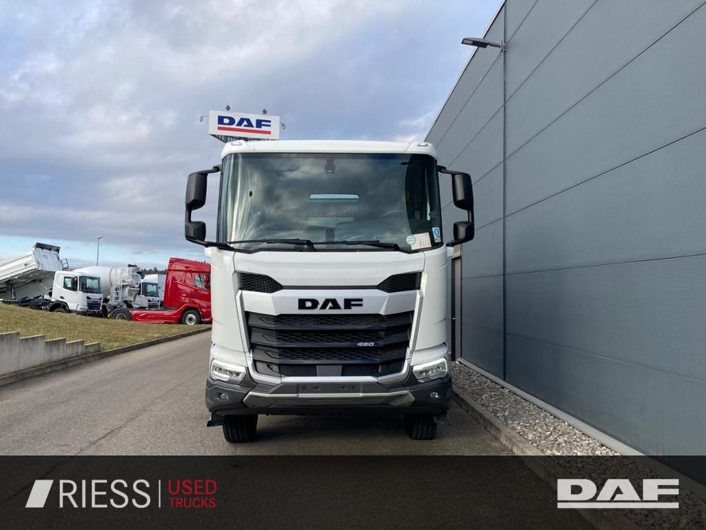 DAF XFc 480 FAT 6x4 Intarder Bordmatik Trigenius - Camión volquete: foto 2 DAF XFc 480 FAT 6x4 Intarder Bordmatik Trigenius - Camión volquete: foto 2