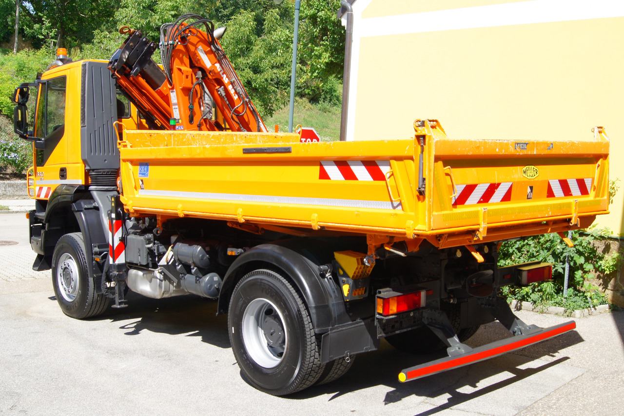 IVECO 190T33 Trakker 4x4/ATLAS 85.2/Euro5/Winterdienst/Streuer - Máquina quitanieve: foto 4 IVECO 190T33 Trakker 4x4/ATLAS 85.2/Euro5/Winterdienst/Streuer - Máquina quitanieve: foto 4