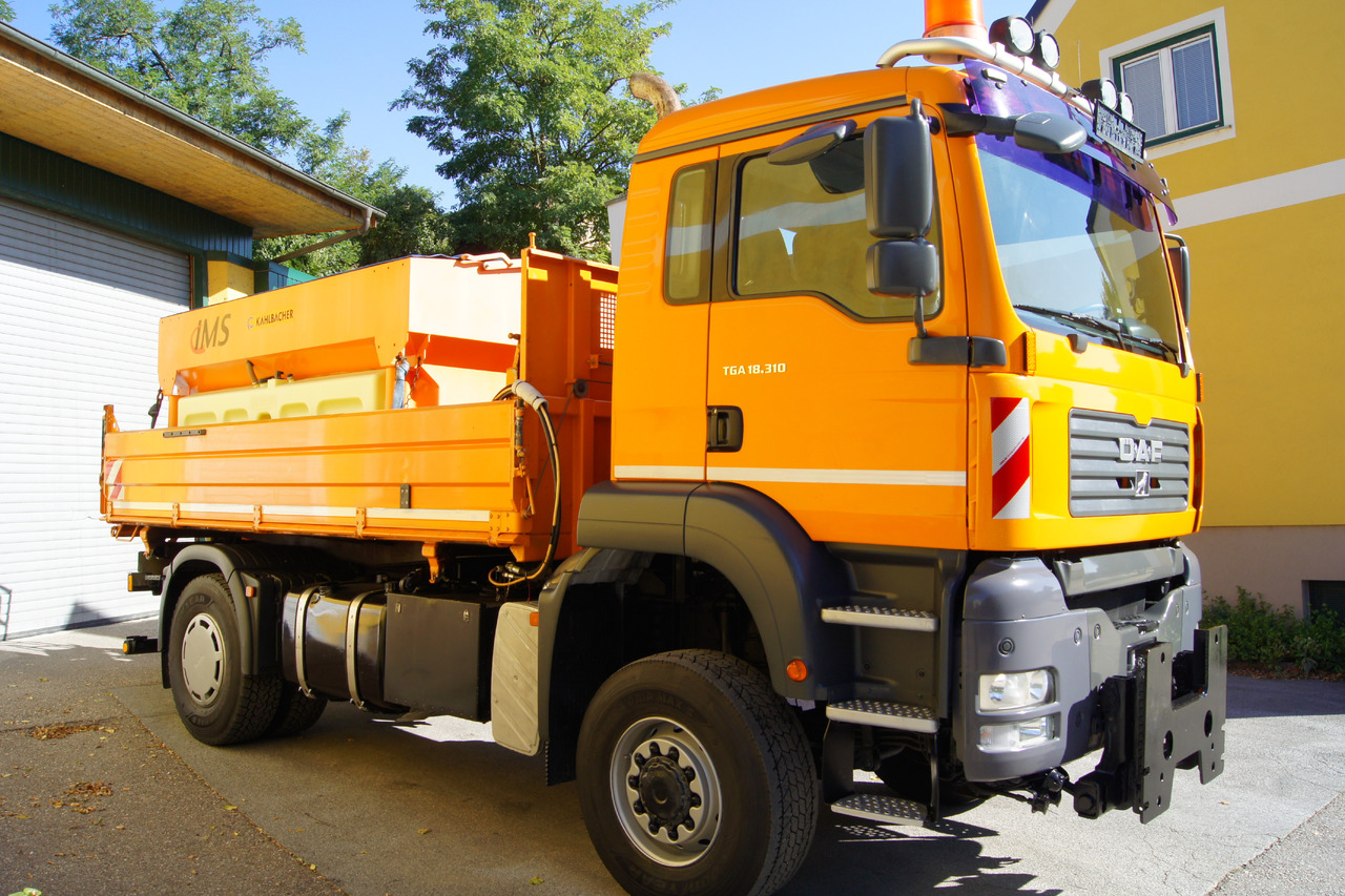 MAN TGA 18.310 BL 4x4/MEILLER/Salzstreuer/Winterdienst - Camión volquete: foto 5 MAN TGA 18.310 BL 4x4/MEILLER/Salzstreuer/Winterdienst - Camión volquete: foto 5