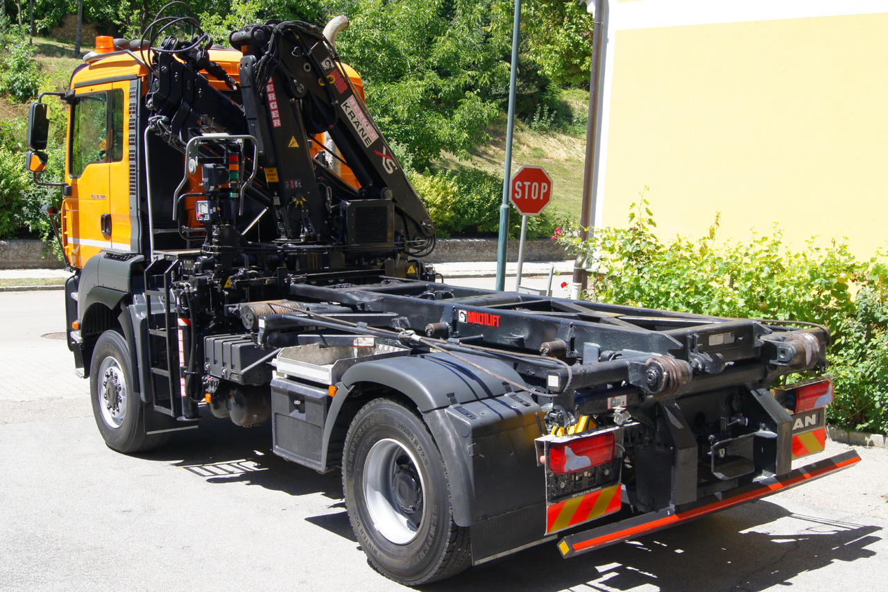 MAN TGA 18.360 BL 4x4/Euro4/TÜV/HIAB 111 korbfähig/MULTILIFT/Winterdienst - Camión con equipo de cable, Camión grúa: foto 4 MAN TGA 18.360 BL 4x4/Euro4/TÜV/HIAB 111 korbfähig/MULTILIFT/Winterdienst - Camión con equipo de cable, Camión grúa: foto 4