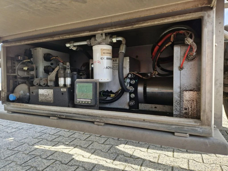 Semirremolque cisterna G.magyar 36000 liter geïsoleerde intra / melk tankoplegger met VSE Besturing en pomp: foto 9