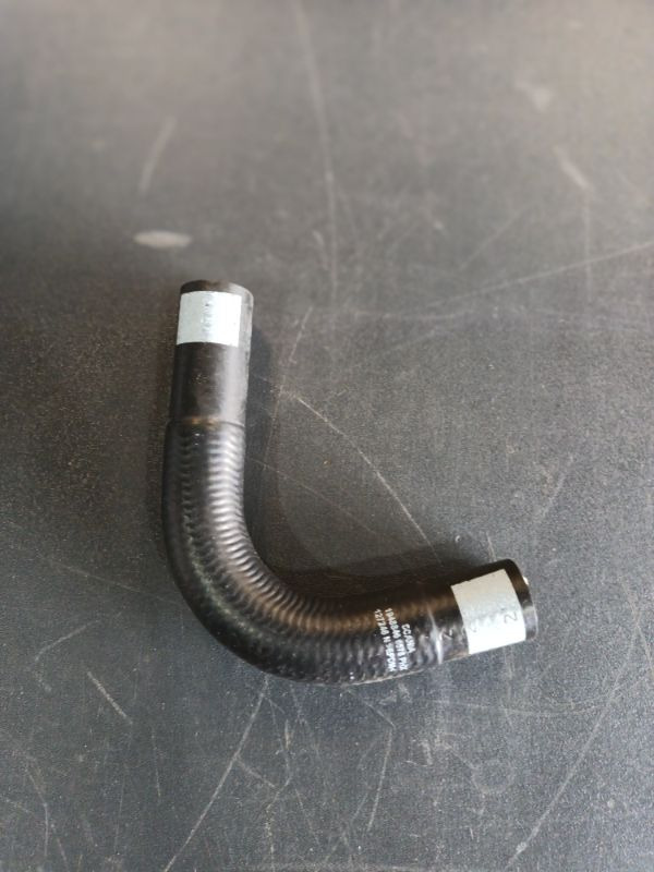 SCANIA COOLANT HOSE 1948846 - Sistema de refrigeración para Camión: foto 1 SCANIA COOLANT HOSE 1948846 - Sistema de refrigeración para Camión: foto 1