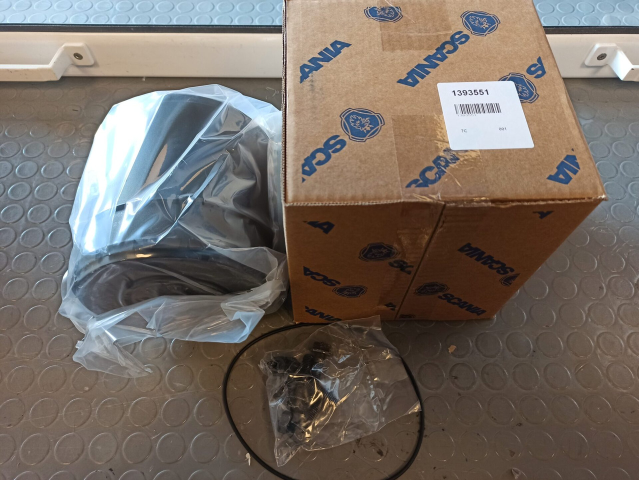 SCANIA DESICCANT - 1393551 - Piezas de freno para Camión: foto 1 SCANIA DESICCANT - 1393551 - Piezas de freno para Camión: foto 1