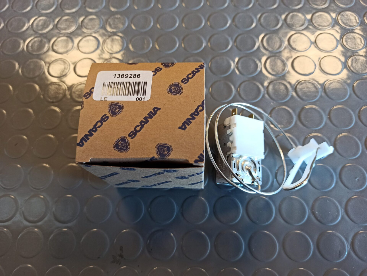 SCANIA EVAPORATOR THERMOSTAT - 1369286 - Termostato para Camión: foto 1 SCANIA EVAPORATOR THERMOSTAT - 1369286 - Termostato para Camión: foto 1