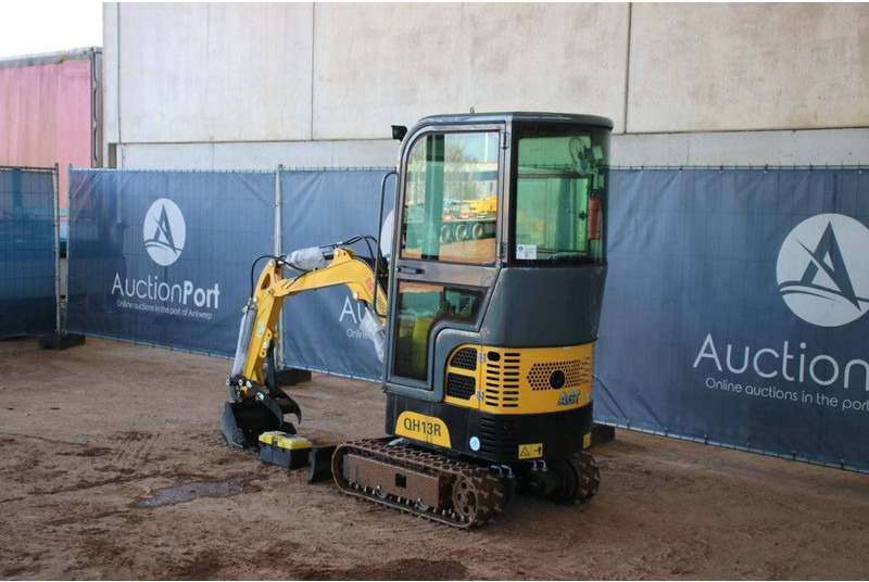 AGT Industrial QH13R - Miniexcavadora: foto 3 AGT Industrial QH13R - Miniexcavadora: foto 3