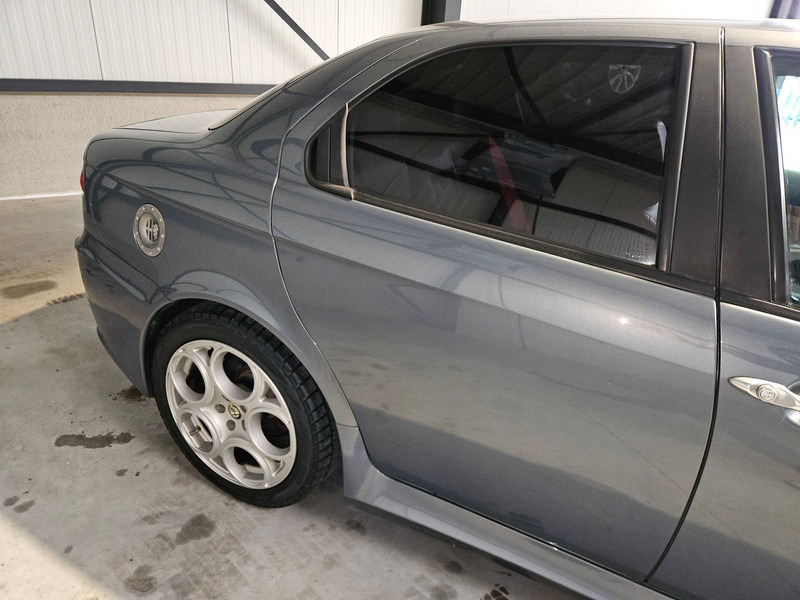 Sedan Alfa Romeo 156 GTA: foto 7