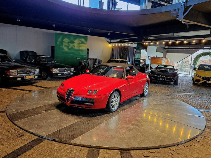 Alfa Romeo Spider (916 - update 3) _ 2.0 TS - Coche: foto 4 Alfa Romeo Spider (916 - update 3) _ 2.0 TS - Coche: foto 4