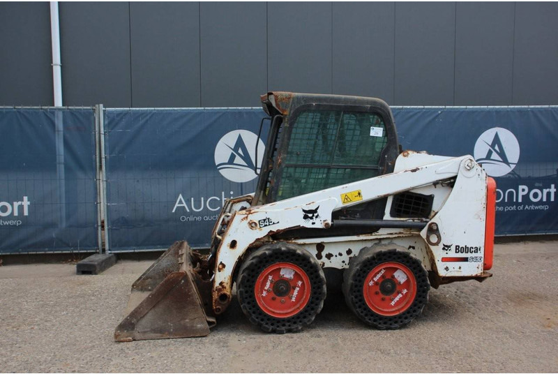 Bobcat S450 - Cargadora de ruedas: foto 1 Bobcat S450 - Cargadora de ruedas: foto 1