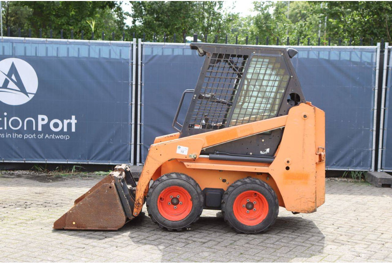 Bobcat S70 - Cargadora de ruedas: foto 2 Bobcat S70 - Cargadora de ruedas: foto 2
