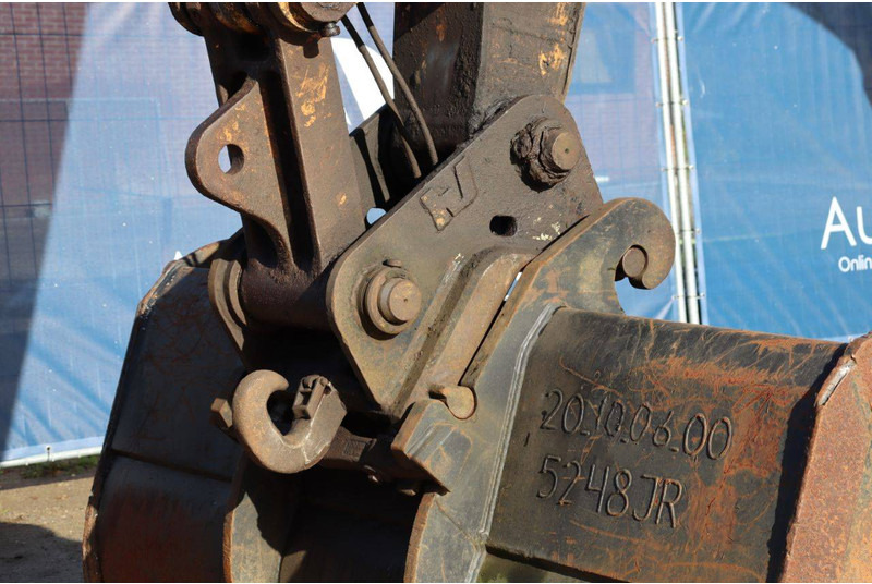 Excavadora de cadenas Case CX210B: foto 18