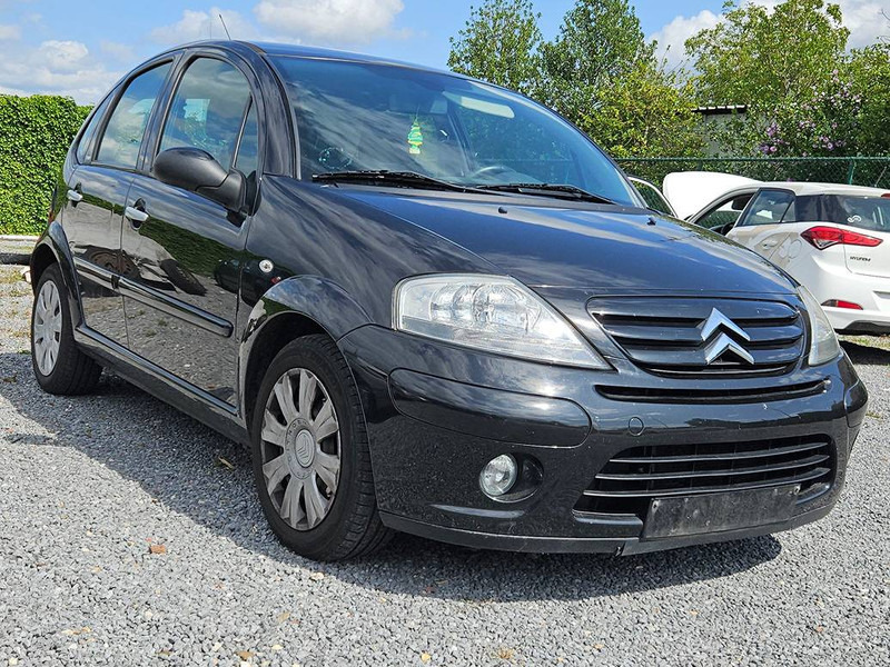 Citroën C3 (I - update) 1.4 'Exclusive' - Sedan: foto 2 Citroën C3 (I - update) 1.4 'Exclusive' - Sedan: foto 2