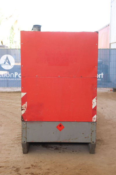 Doosan G160 - Generador industriale: foto 5 Doosan G160 - Generador industriale: foto 5