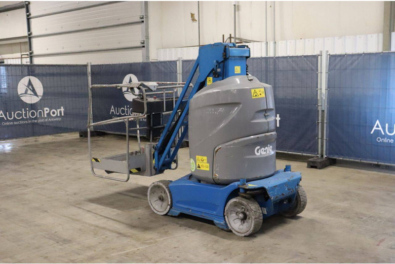 Genie GR26J - Plataforma de mástil vertical: foto 4 Genie GR26J - Plataforma de mástil vertical: foto 4