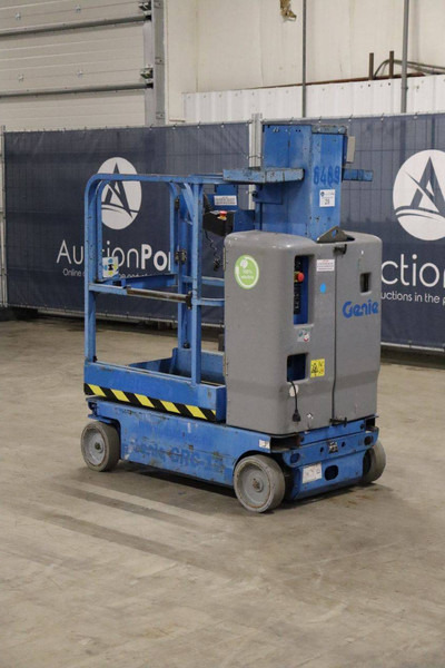 Genie GRC-12 - Plataforma de mástil vertical: foto 4 Genie GRC-12 - Plataforma de mástil vertical: foto 4