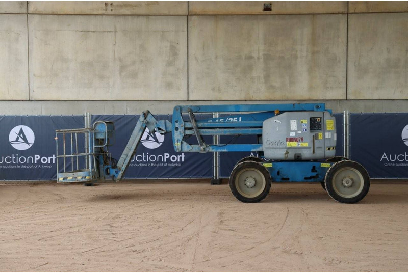 Genie Z-45/25 - Plataforma articulada: foto 2 Genie Z-45/25 - Plataforma articulada: foto 2