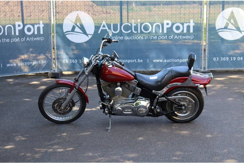 Harley-Davidson Softail Standard - Motocicleta: foto 2 Harley-Davidson Softail Standard - Motocicleta: foto 2