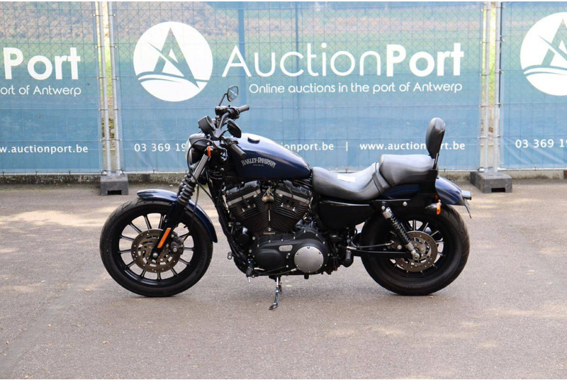 Harley-Davidson Sportster XL883 Iron - Motocicleta: foto 2 Harley-Davidson Sportster XL883 Iron - Motocicleta: foto 2