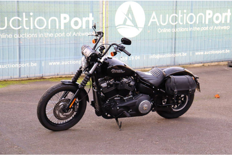 Motocicleta Harley-Davidson Street Bob: foto 9