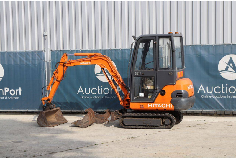Hitachi EX15 - Excavadora de cadenas: foto 3 Hitachi EX15 - Excavadora de cadenas: foto 3