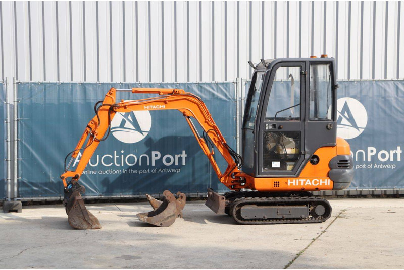 Hitachi EX15 - Excavadora de cadenas: foto 1 Hitachi EX15 - Excavadora de cadenas: foto 1