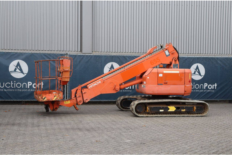 Hitachi HX99B-2 - Plataforma telescopica: foto 1 Hitachi HX99B-2 - Plataforma telescopica: foto 1