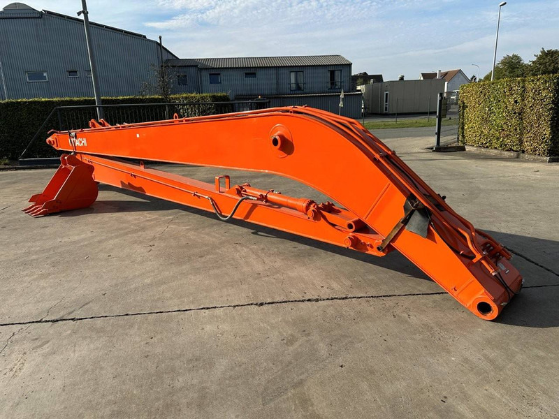 Hitachi Long Reach - Acumulador: foto 3 Hitachi Long Reach - Acumulador: foto 3