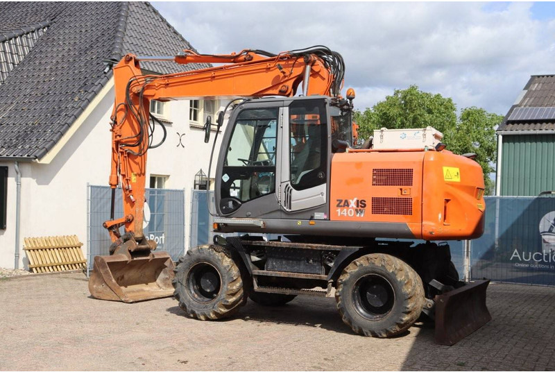Hitachi ZX140W-3 - Excavadora de ruedas: foto 3 Hitachi ZX140W-3 - Excavadora de ruedas: foto 3