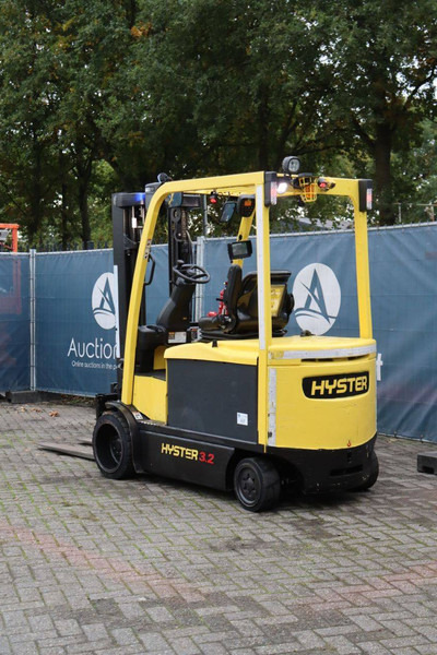 Hyster E3.2XN - Carretilla elevadora eléctrica: foto 4 Hyster E3.2XN - Carretilla elevadora eléctrica: foto 4