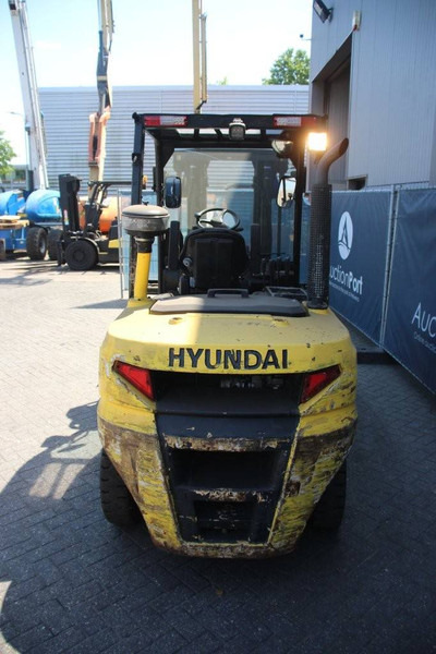Hyundai 50DA-9A - Carretilla elevadora diésel: foto 4 Hyundai 50DA-9A - Carretilla elevadora diésel: foto 4