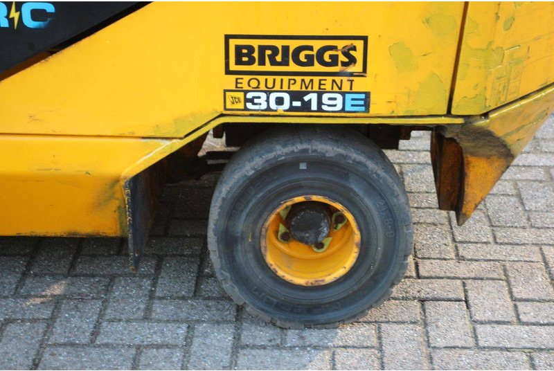 Manipulador telescópico JCB 30-19E: foto 14