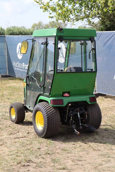 John Deere 455 - Tractor: foto 4 John Deere 455 - Tractor: foto 4