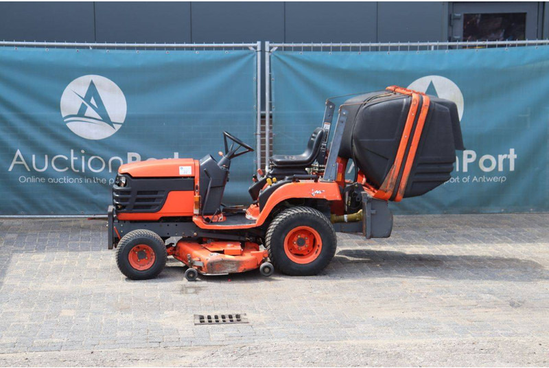 Kubota BX2200D - Cortacésped: foto 1 Kubota BX2200D - Cortacésped: foto 1