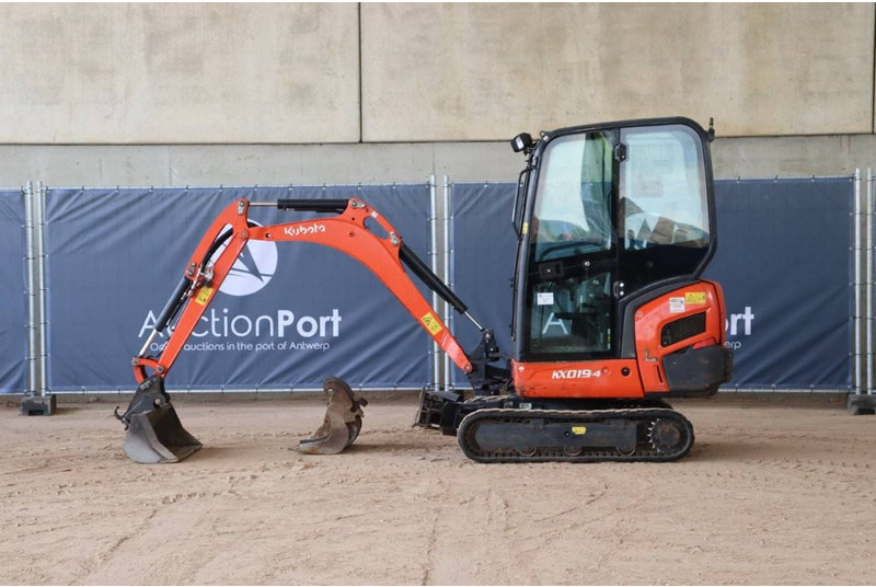 Kubota KX019-4 - Miniexcavadora: foto 2 Kubota KX019-4 - Miniexcavadora: foto 2