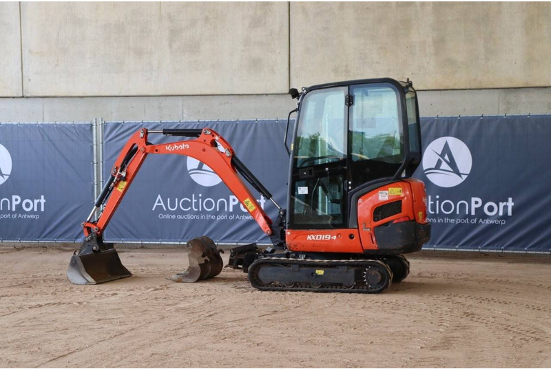 Kubota KX019-4 - Miniexcavadora: foto 3 Kubota KX019-4 - Miniexcavadora: foto 3