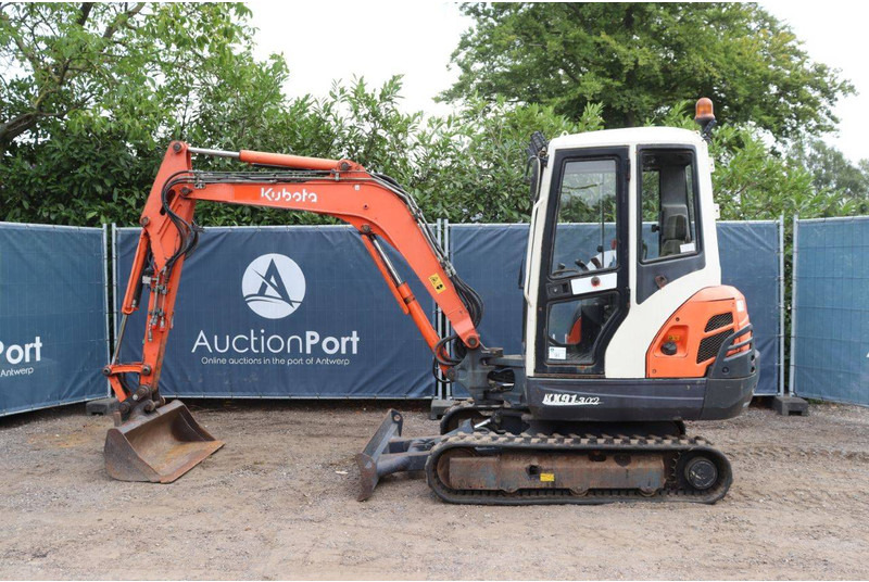 Kubota KX91-3α2 - Excavadora de cadenas: foto 2 Kubota KX91-3α2 - Excavadora de cadenas: foto 2