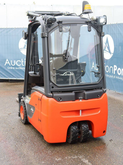 Linde E16C-02 - Carretilla elevadora eléctrica: foto 4 Linde E16C-02 - Carretilla elevadora eléctrica: foto 4