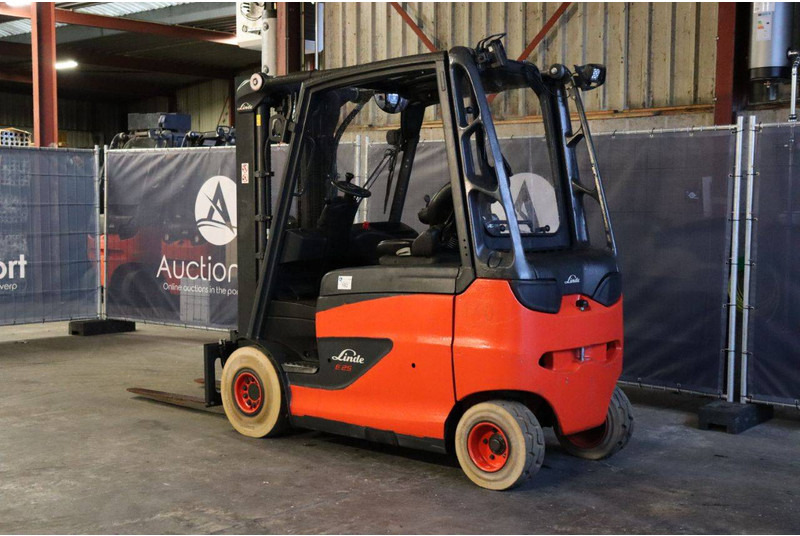 Linde E25HL-01/600 - Carretilla elevadora eléctrica: foto 3 Linde E25HL-01/600 - Carretilla elevadora eléctrica: foto 3