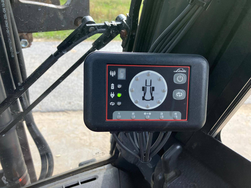 Carretilla elevadora diésel Linde H25D-02: foto 19 Carretilla elevadora diésel Linde H25D-02: foto 19