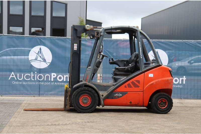 Linde H25D-02 - Carretilla elevadora diésel: foto 1 Linde H25D-02 - Carretilla elevadora diésel: foto 1