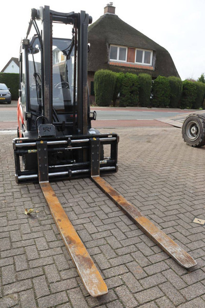 Carretilla elevadora diésel Linde H35D-01: foto 6