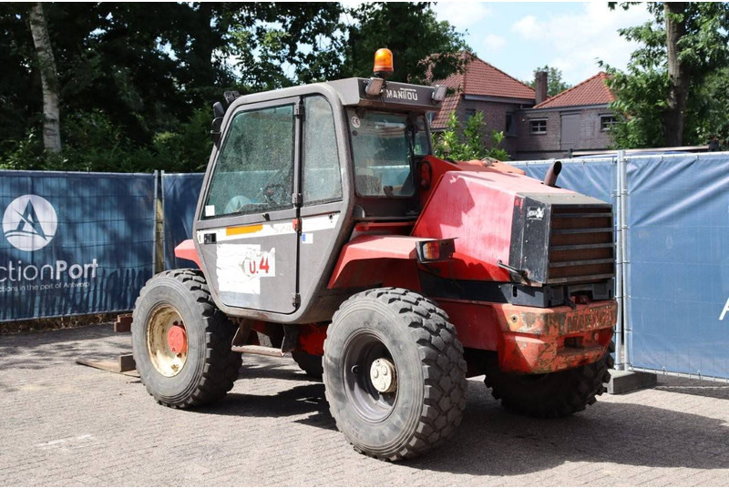 Manitou MLT 524 - Manipulador telescópico: foto 4 Manitou MLT 524 - Manipulador telescópico: foto 4