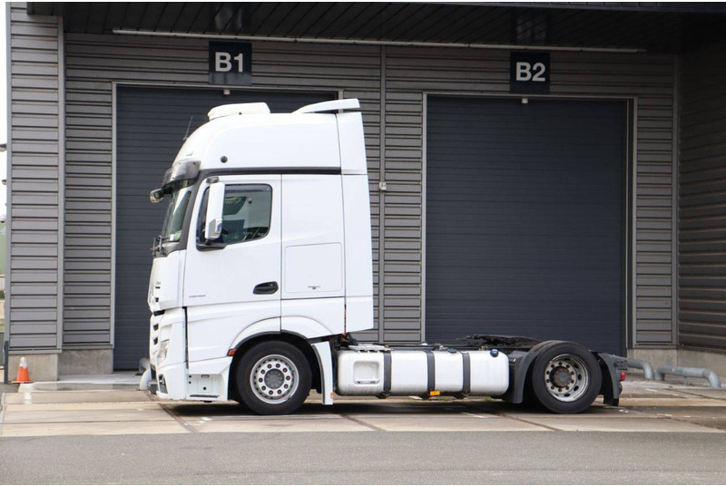 Mercedes-Benz ACTROS - Camión chasis: foto 1 Mercedes-Benz ACTROS - Camión chasis: foto 1