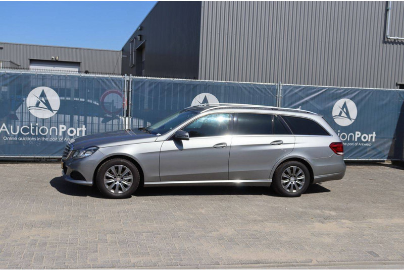 Mercedes-Benz E-Klasse 200 CDI - Coche: foto 1 Mercedes-Benz E-Klasse 200 CDI - Coche: foto 1